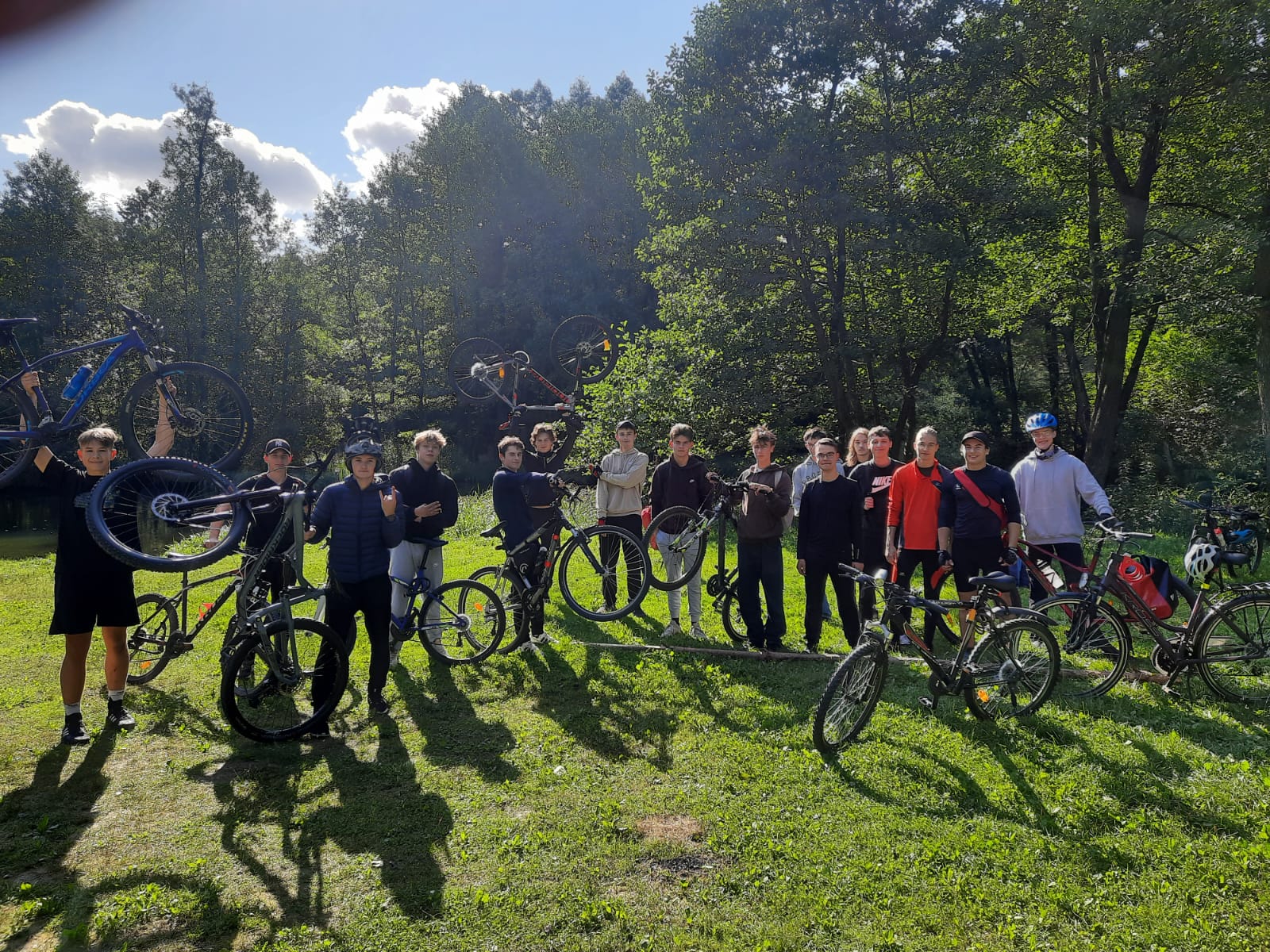 Szkolny rajd rowerowy wrzesień 2022