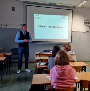 Zbliża się kolejna edycja egzaminu DSDII w naszej szkole