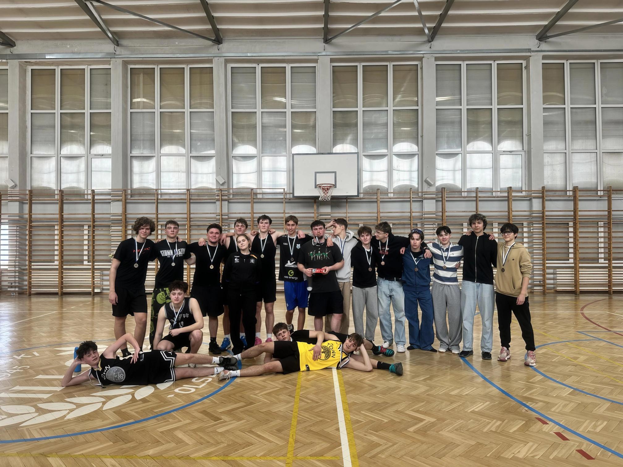 Walentynkowy Turniej Piłki Koszykowej